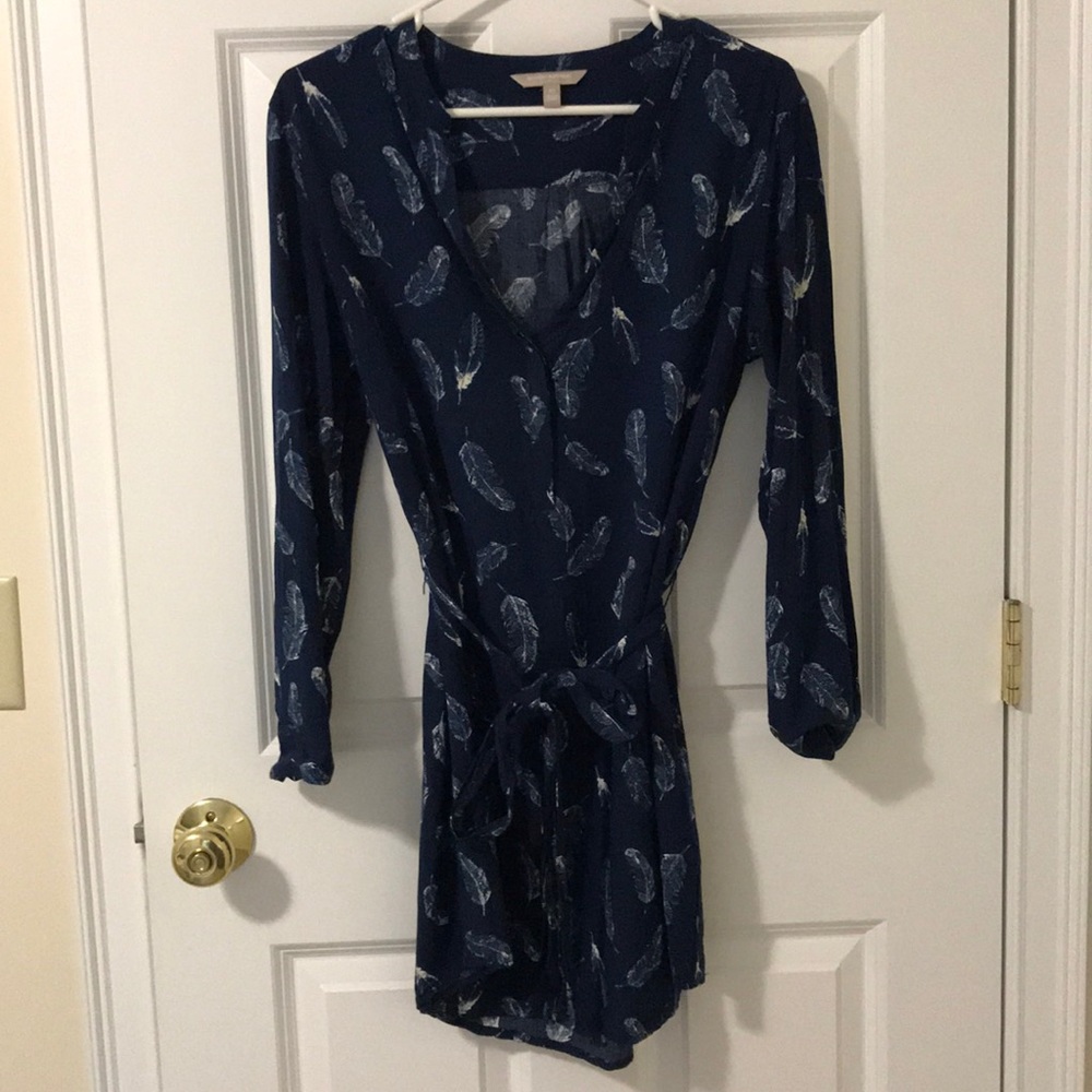 Banana Republic dark blue feather printed dress